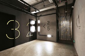 Black Gold Factory Boutique Design Hotel