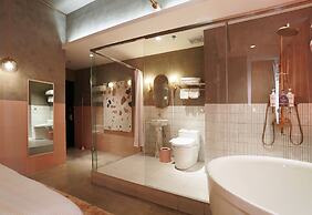 Black Gold Factory Boutique Design Hotel