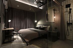 Black Gold Factory Boutique Design Hotel