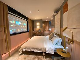 Black Gold Factory Boutique Design Hotel