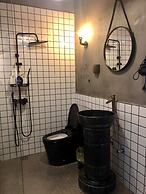 Black Gold Factory Boutique Design Hotel