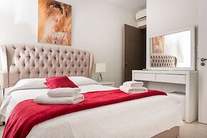 Mesogios House Suites