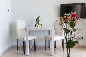 Mesogios House Suites