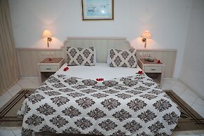 Hotel Royal Jinene