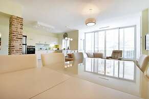 On Gordon Beach-Luxury- Stay at my Place