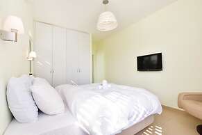 On Gordon Beach-Luxury- Stay at my Place