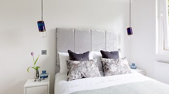 Craven Hill by Lime Street