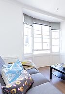 Gloucester Terrace by Lime Street