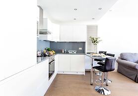 Gloucester Terrace by Lime Street