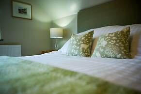 The Golden Lion Inn