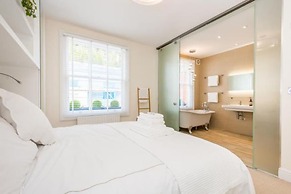 Logan Mews by Lime Street