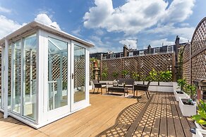 Logan Mews by Lime Street