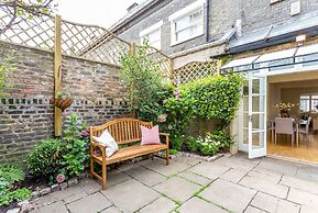 Logan Mews by Lime Street