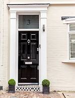 Logan Mews by Lime Street