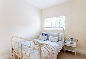 Logan Mews by Lime Street