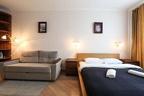 MaxRealty24 Yana Rajnisa 37k1