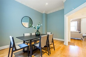 Cleveland Square Mansions