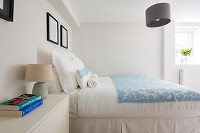 Iverna Gardens by Lime Street