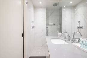 Iverna Gardens by Lime Street