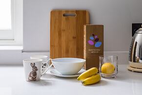 Iverna Gardens by Lime Street