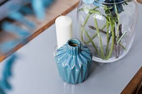 Iverna Gardens by Lime Street