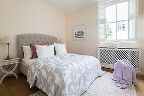 Cornwall Gardens by Lime Street