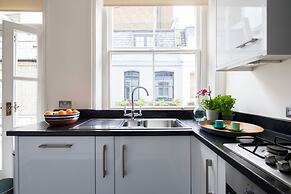 Cornwall Gardens by Lime Street