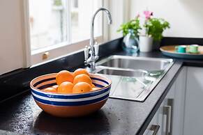 Cornwall Gardens by Lime Street