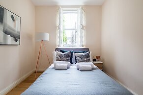 Cornwall Gardens by Lime Street