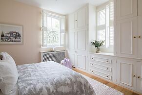 Cornwall Gardens by Lime Street