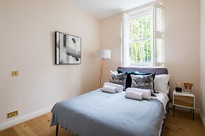 Cornwall Gardens by Lime Street