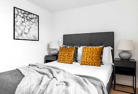 Greek Street Penthouse