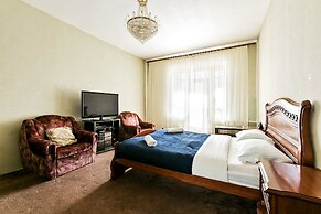 MaxRealty24 Universitet