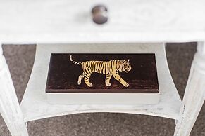 Richardsons Mews by Lime Street