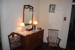 L&N Bed and Breakfast