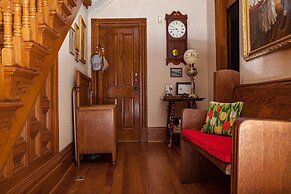 L&N Bed and Breakfast