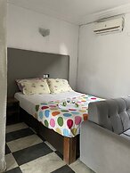 Les Chambres Du Prélat