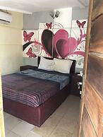 Les Chambres Du Prélat