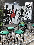 Les Chambres Du Prélat