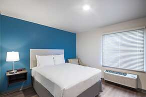 WoodSpring Suites Chicago Addison
