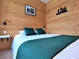 Hotel Les Montagnards
