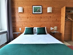 Hotel Les Montagnards