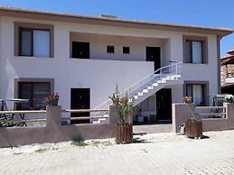 Ege Ruzgari Konukevi