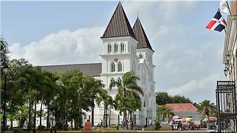 Tropical Condo BBQ Pool 5min to Airport