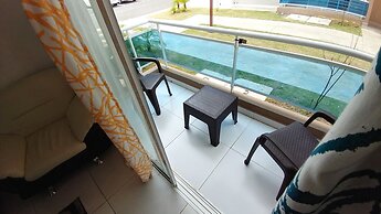 Tropical Condo BBQ Pool 5min to Airport