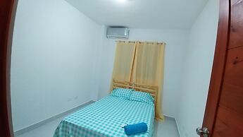 Tropical Condo BBQ Pool 5min to Airport