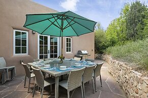 El Torreon - Exclusive Luxury Home, Nestled Next to Water and Trees