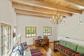 El Torreon - Exclusive Luxury Home, Nestled Next to Water and Trees