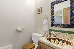 El Torreon - Exclusive Luxury Home, Nestled Next to Water and Trees