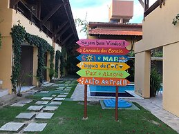 Apartamento com Piscina a Beira Mar